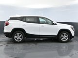 Certified 2024 GMC Terrain SLE image 4