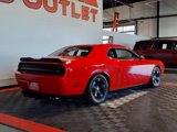 Used 2014 Dodge Challenger SXT image 6