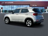 New 2025 Hyundai Venue SEL image 4