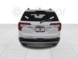 Used 2023 GMC Acadia SLT image 4