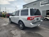 Used 2015 Lincoln Navigator 2WD image 3