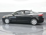 Used 2017 Hyundai Elantra SE image 3