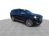 Used 2020 GMC Terrain Denali w/ Denali Premium Package image 2