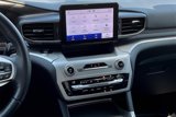 Used 2021 Ford Explorer XLT w/ Equipment Group 202A image 6