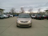 Used 2006 Toyota Sienna XLE image 2
