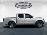 Used 2020 Nissan Frontier SV image 2