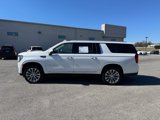 Used 2021 GMC Yukon XL Denali w/ Denali Premium Package image 4