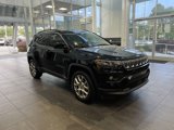 Used 2022 Jeep Compass Latitude image 2
