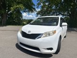 Used 2011 Toyota Sienna LE image 2