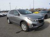 Used 2023 Chevrolet Equinox LT image 2