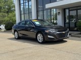 Used 2025 Chevrolet Malibu LT image 2