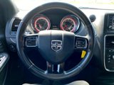 Used 2018 Dodge Grand Caravan SE image 2