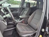 Used 2022 GMC Terrain SLE w/ Driver Convenience Package image 3