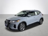 Used 2024 Nissan Kicks SV image 2