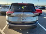 Used 2024 Nissan Rogue SV image 4