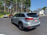 Used 2017 Toyota Highlander LE image 5