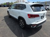 Used 2023 Volkswagen Taos SE image 3