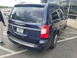 Used 2013 Chrysler Town & Country Touring image 3