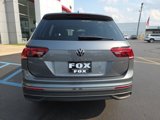 Used 2022 Volkswagen Tiguan SE w/ Panoramic Sunroof Package image 5