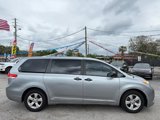 Used 2011 Toyota Sienna image 4