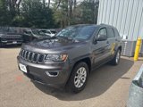 Used 2021 Jeep Grand Cherokee Laredo image 3