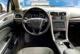 Used 2017 Ford Fusion SE image 5