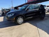 Used 2012 Volkswagen Tiguan S image 2