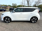 Used 2023 Kia Soul GT-Line image 3