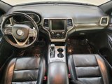 Used 2017 Jeep Grand Cherokee Overland image 2