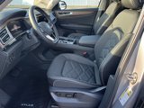 New 2025 Volkswagen Atlas SE image 5