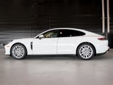 Certified 2021 Porsche Panamera image 2