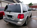Used 2004 Lincoln Navigator 4WD image 5