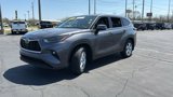 Certified 2022 Toyota Highlander LE image 4