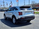 Used 2022 Kia Sorento LX image 5
