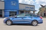 Used 2017 Hyundai Sonata SE image 3