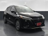 Used 2023 Nissan Kicks SR image 4