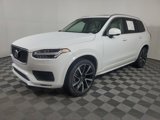 Used 2022 Volvo XC90 T6 Momentum image 3