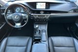 Used 2018 Lexus ES 300h w/ Navigation Package image 3
