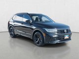 Used 2023 Volkswagen Tiguan SE R-Line image 3