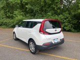 Used 2020 Kia Soul LX image 3