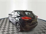 Certified 2020 Nissan Kicks SV image 3