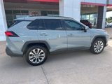 Used 2020 Toyota RAV4 XLE Premium image 5