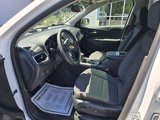 Used 2023 Chevrolet Equinox LT image 2