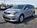 Used 2018 Chrysler Pacifica Touring Plus w/ Tire & Wheel Group image 3