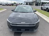 New 2025 Kia K4 LXS image 2