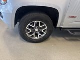 Used 2017 GMC Canyon SLE image 3