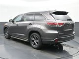 Used 2016 Toyota Highlander XLE image 6