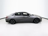 Used 2023 Hyundai Elantra Limited image 4
