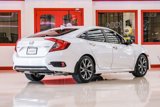 Used 2019 Honda Civic Touring image 3