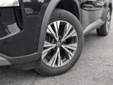 Used 2021 Nissan Rogue SV image 5